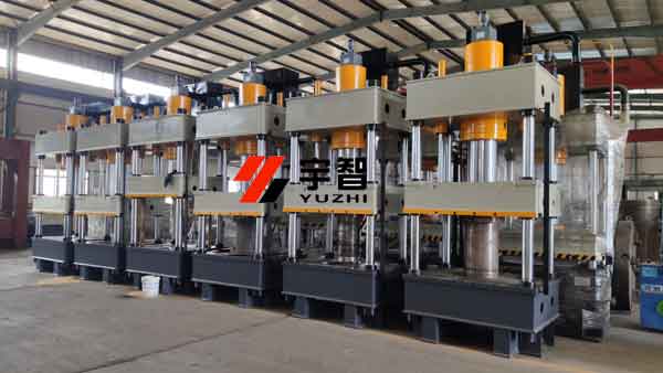 200噸四柱液壓機(jī)現(xiàn)貨圖片