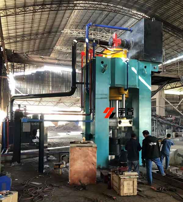 1600噸框架式鐵屑壓塊機客戶現(xiàn)場圖