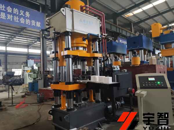 舔鹽壓塊機