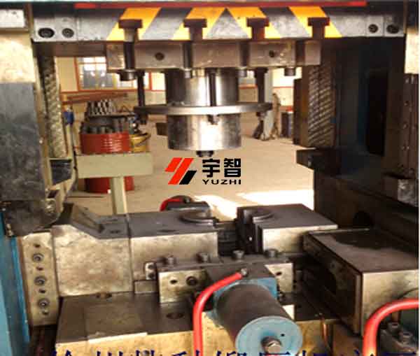 鍛造模具細(xì)節(jié)圖