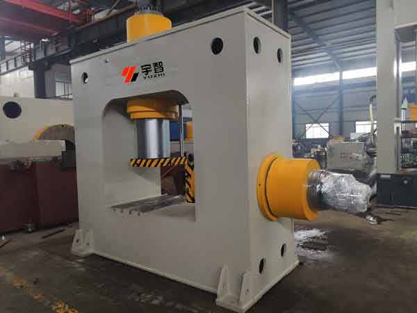400噸框架式雙工位鍛造液壓機(jī)