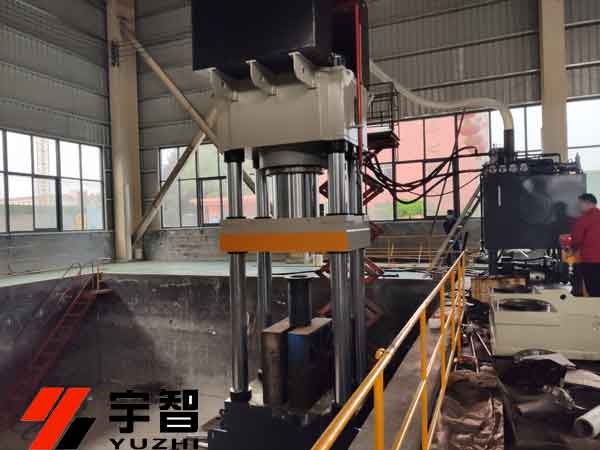 液壓機廠家裝配現(xiàn)場圖