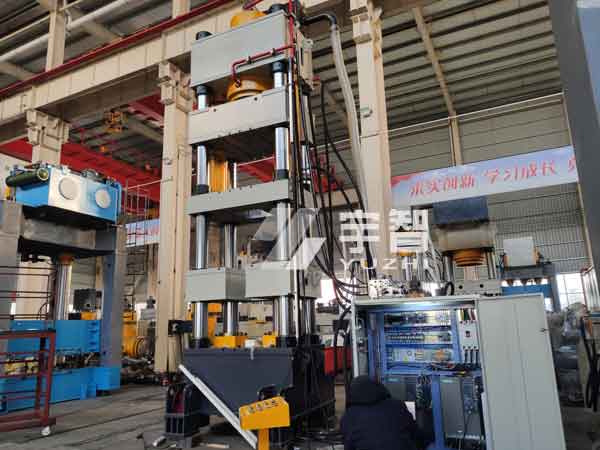 五梁四柱匣缽液壓機(jī)